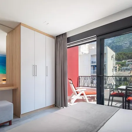 Loriana Apartment